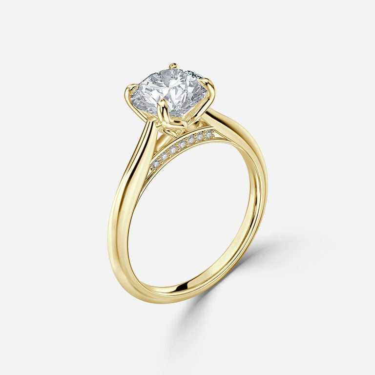 Round Cut Solitaire Engagement Ring