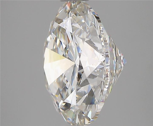 5.010 Carat Round Shape Diamond