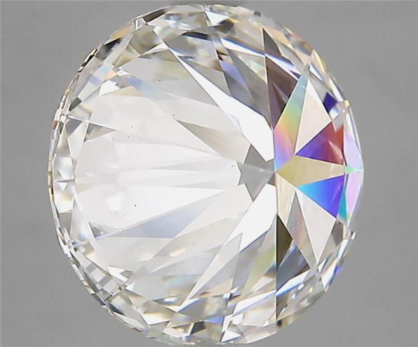 2.01  Carat Round Shape Diamond