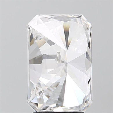 Diamante de forma radiante de 3.030 quilates